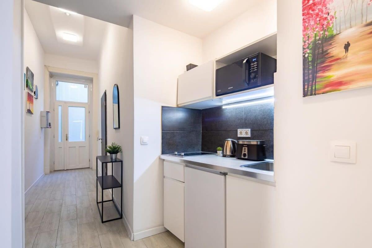 Central Room For Solo Traveller Budapest Exterior foto